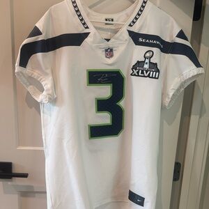Signed* Russel Wilson Super Bowl White NFL Jersey with Number 3